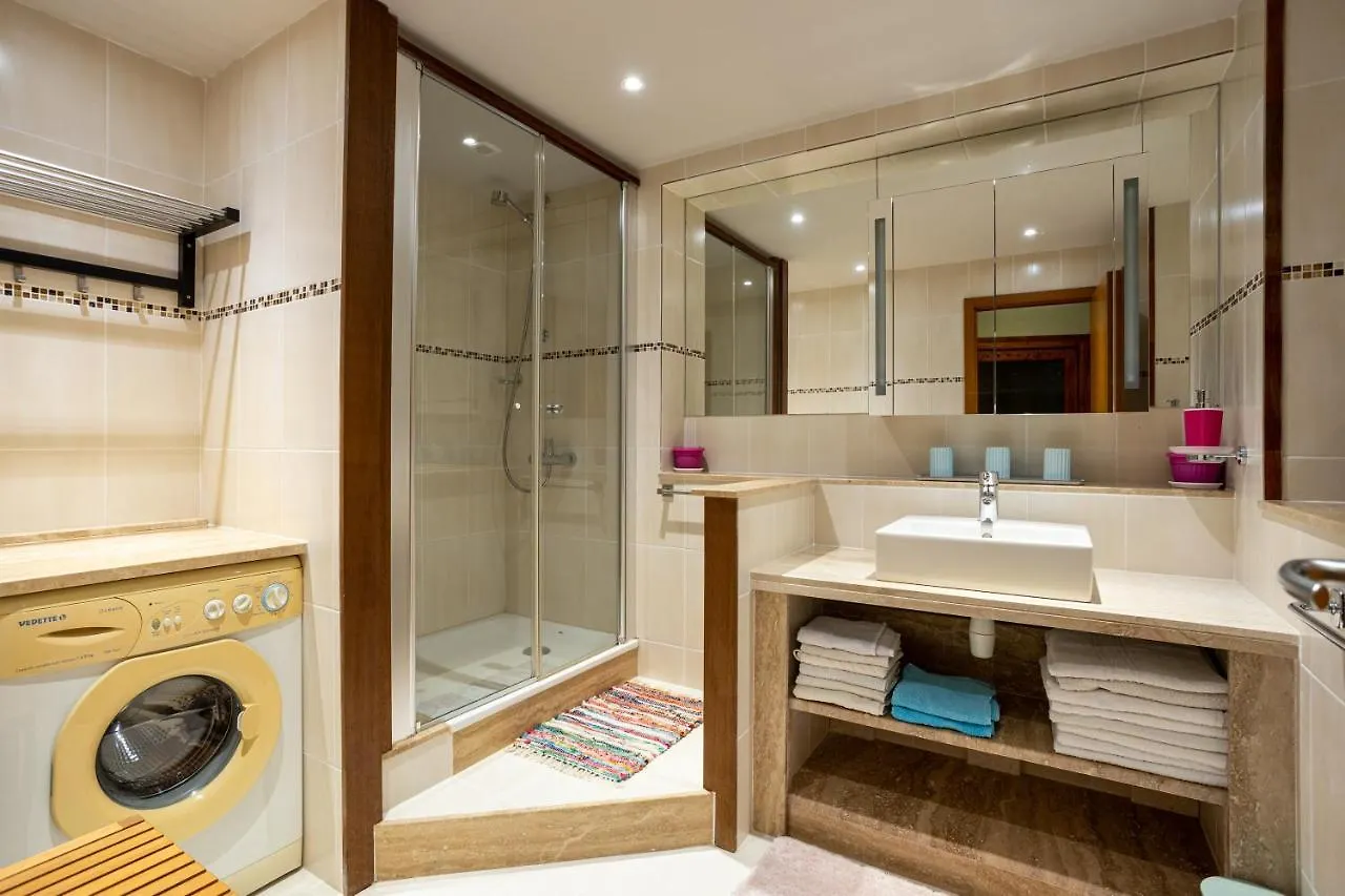 Beautiful Apartment Goldy Trogir