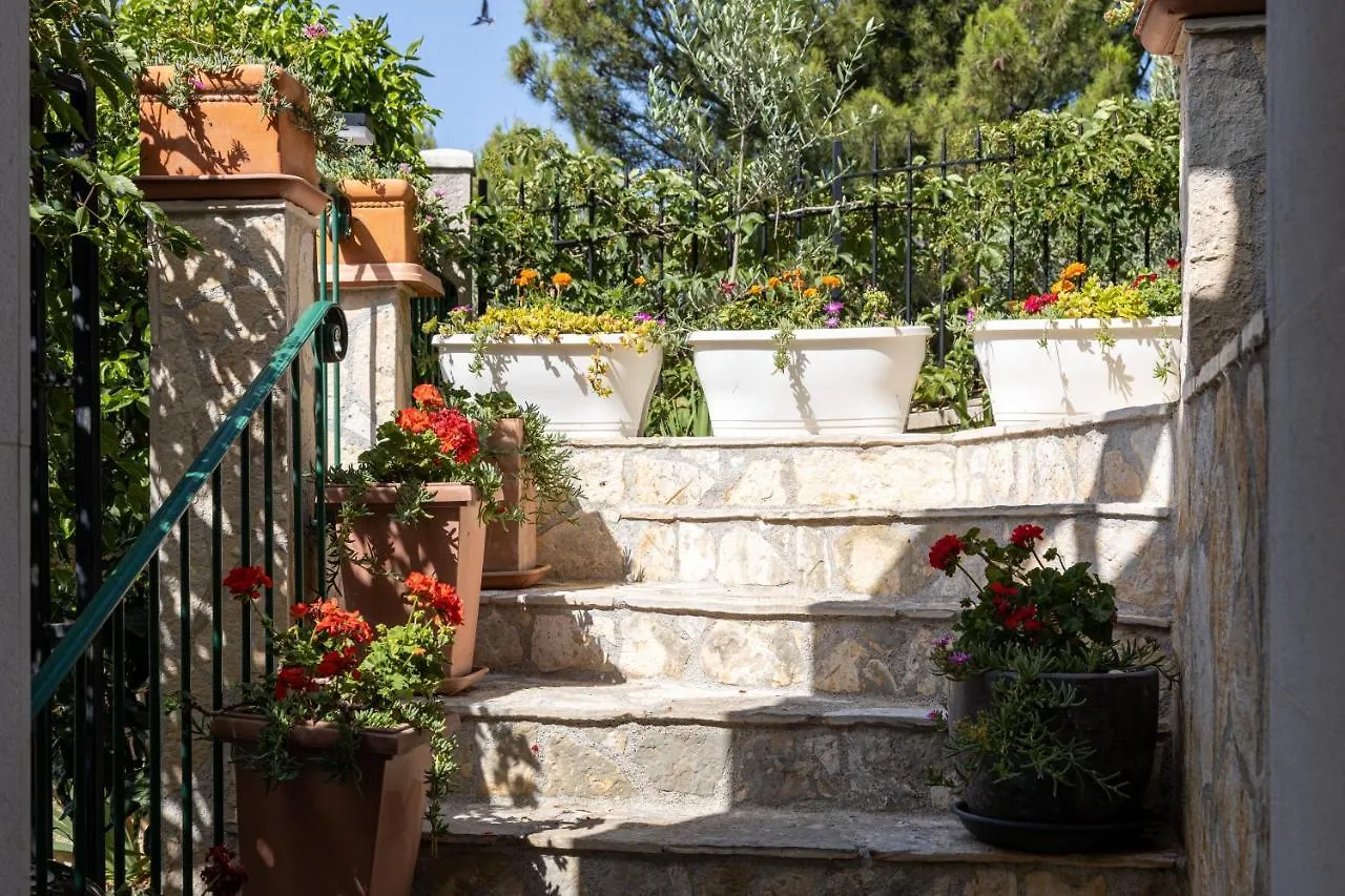 Beautiful Apartment Goldy Trogir