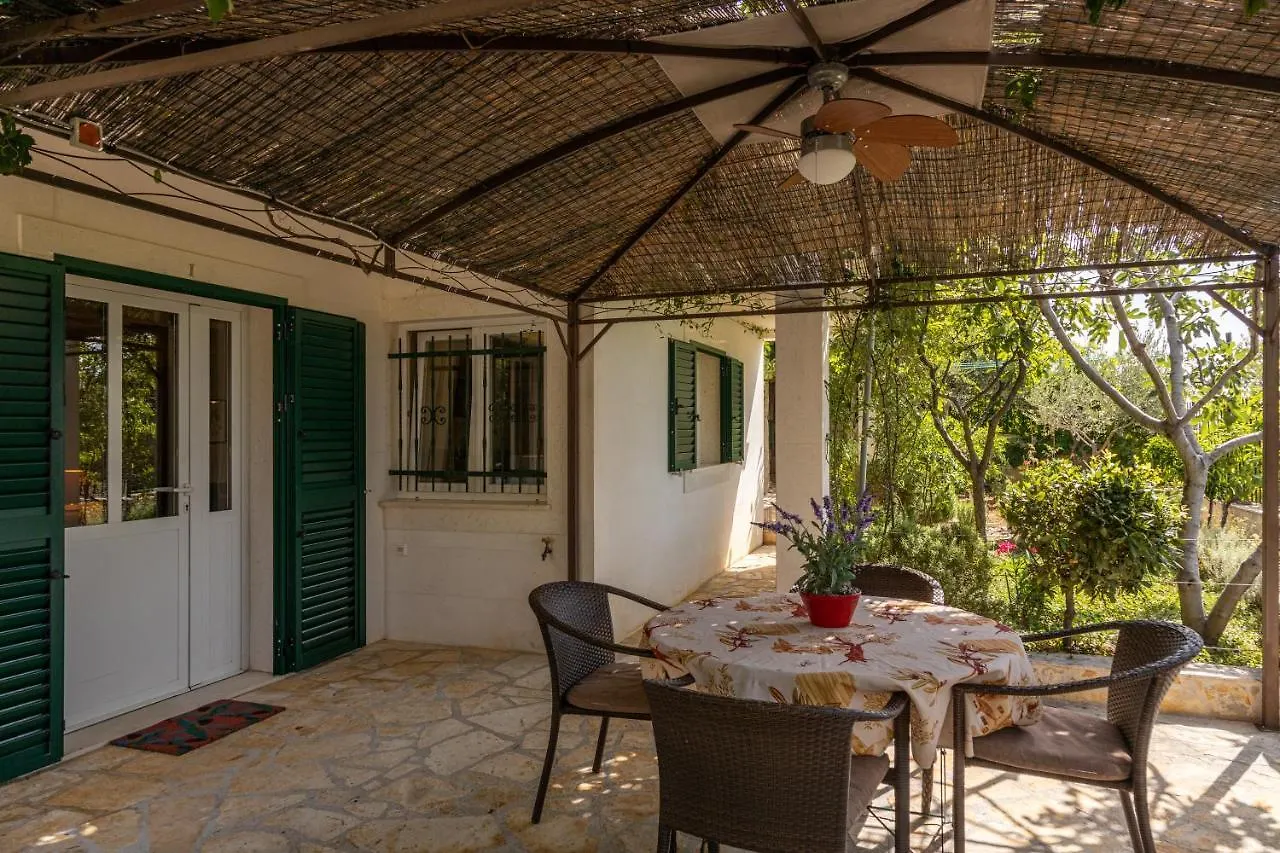 Beautiful Apartment Goldy Trogir 0*,  Kroatien